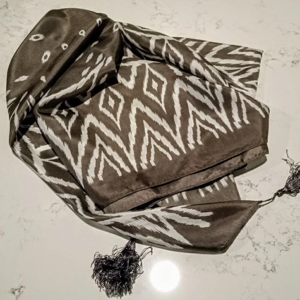 El Corte Ingles Taupe & White Square Silk Scarf